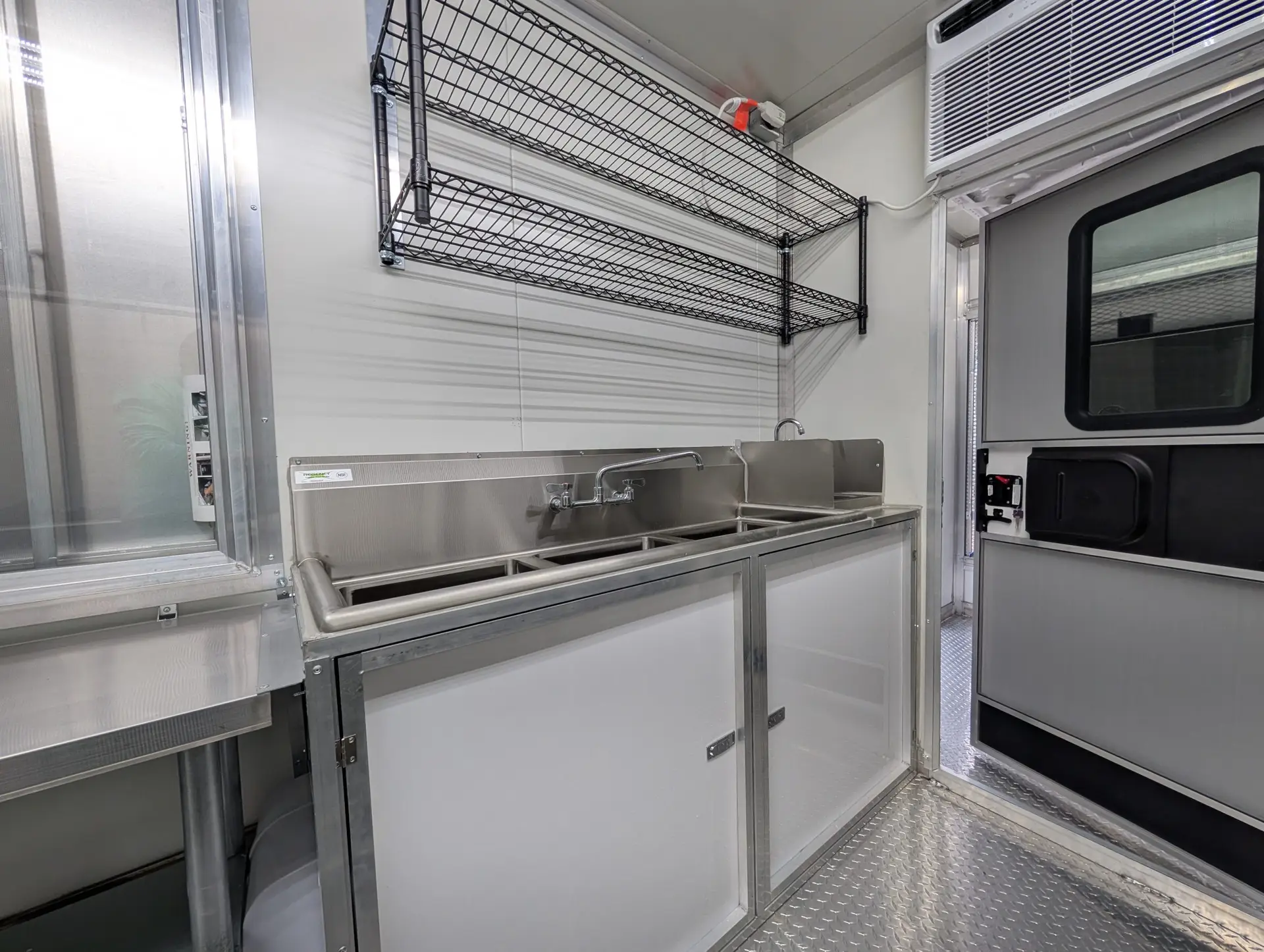 20ft equipped bbq trailer 20ft equipped bbq trailer
