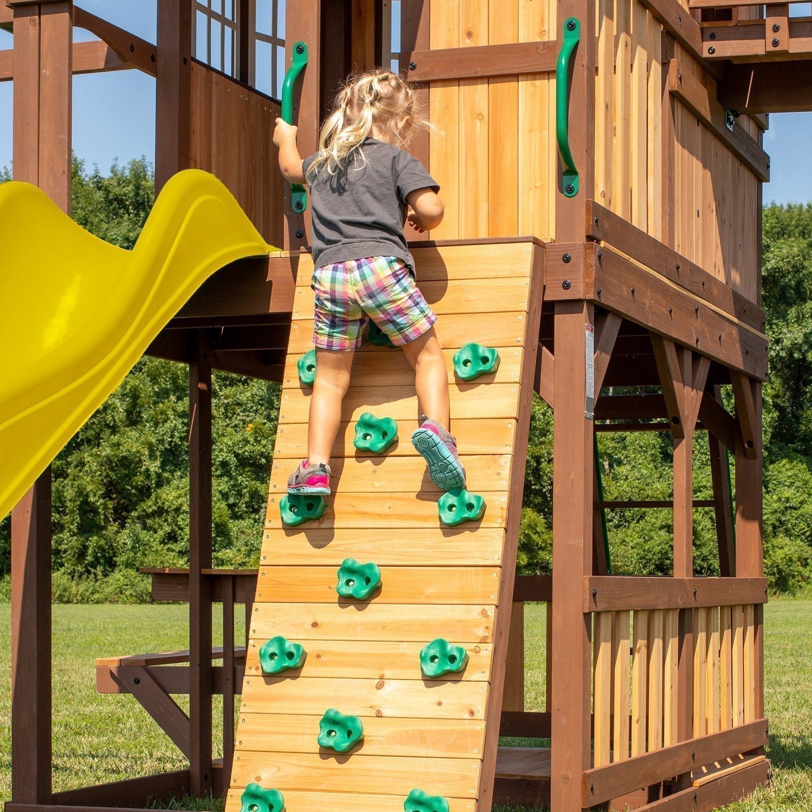 04 skyfort with vac slide rock wall trapcopyyellow 1.jpg 04 skyfort with vac slide rock wall trapcopyyellow 1.jpg