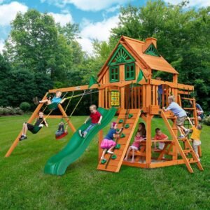 1a. navigator treehouse roof main lifestyle kids 67668 1.jpg