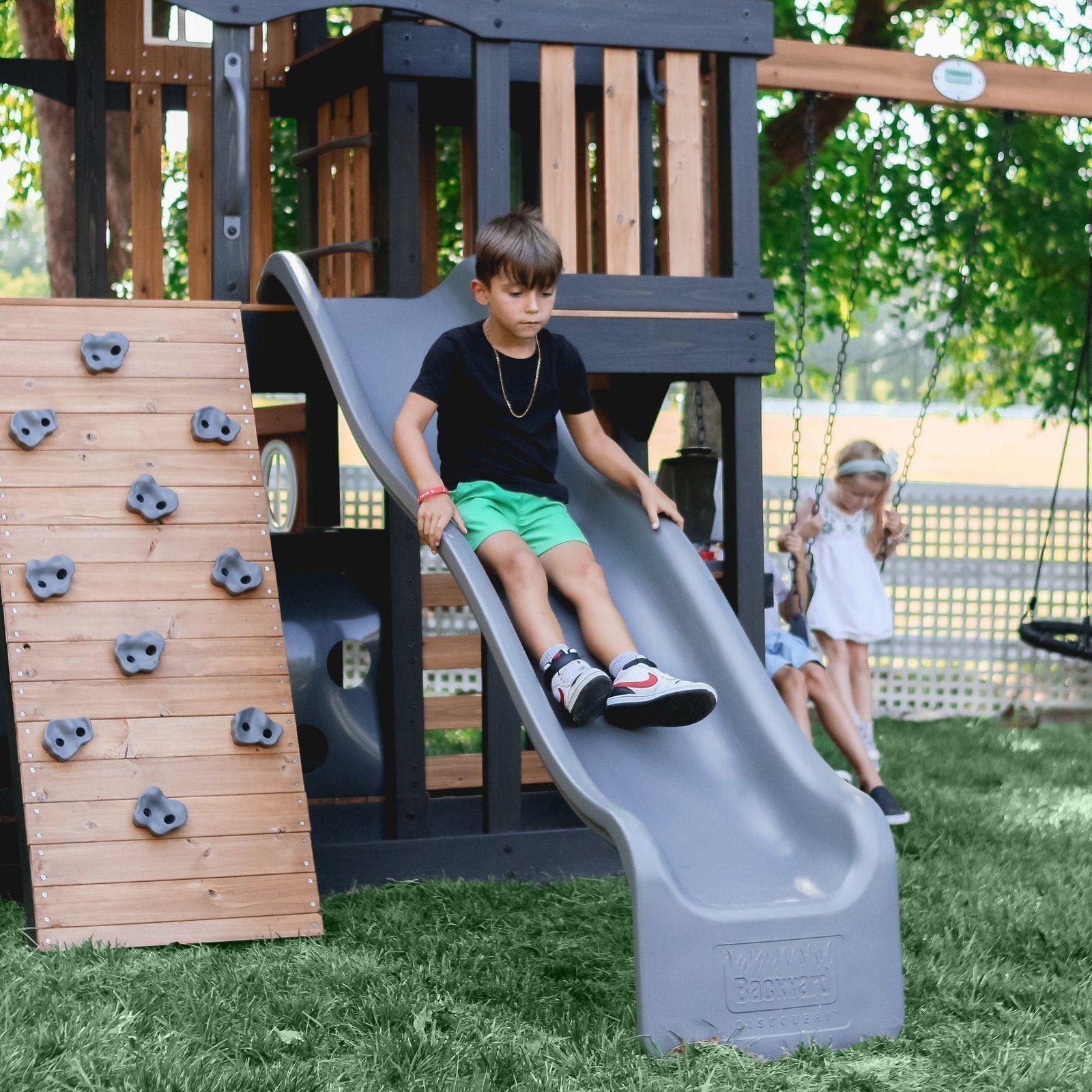 slide.jpg slide.jpg